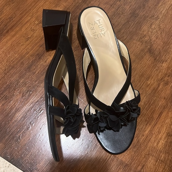 Naturalizer Black Jupiter Block Heel Slide Dress Sandals flower details size 9.5 - Picture 3 of 8
